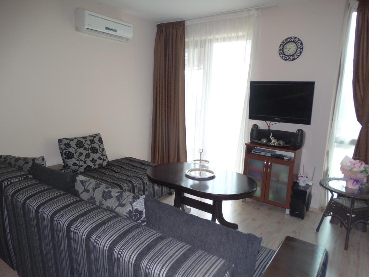 Chateau Del Marina Apart Complex Aparthotel Nesebar Bagian luar foto