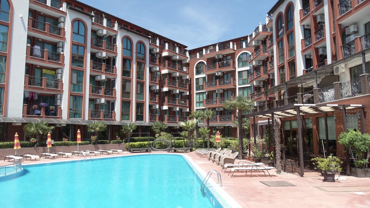 Chateau Del Marina Apart Complex Aparthotel Nesebar Bagian luar foto