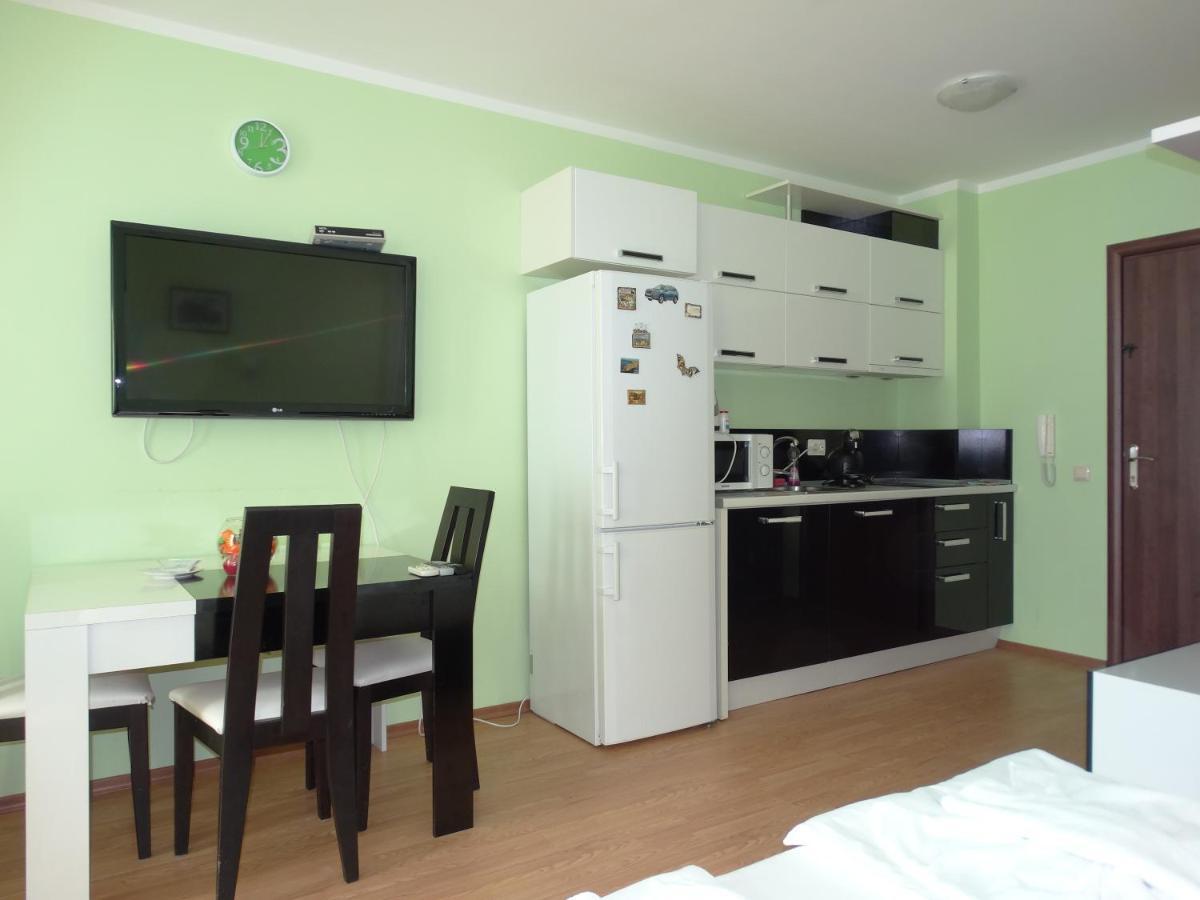 Chateau Del Marina Apart Complex Aparthotel Nesebar Bagian luar foto